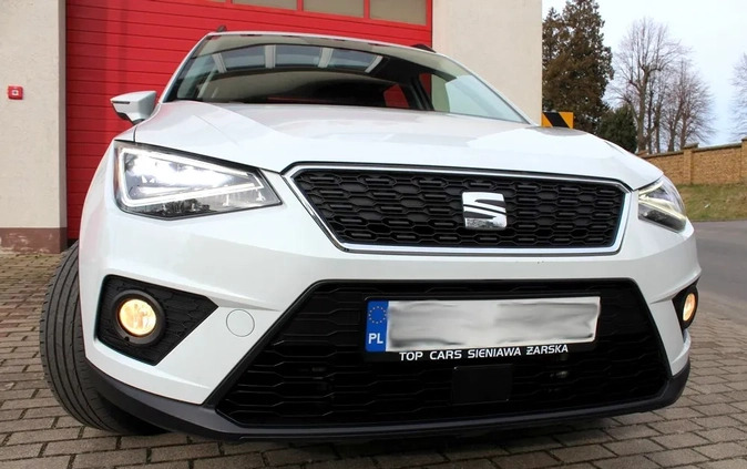 Seat Arona cena 69900 przebieg: 136000, rok produkcji 2018 z Pieszyce małe 742